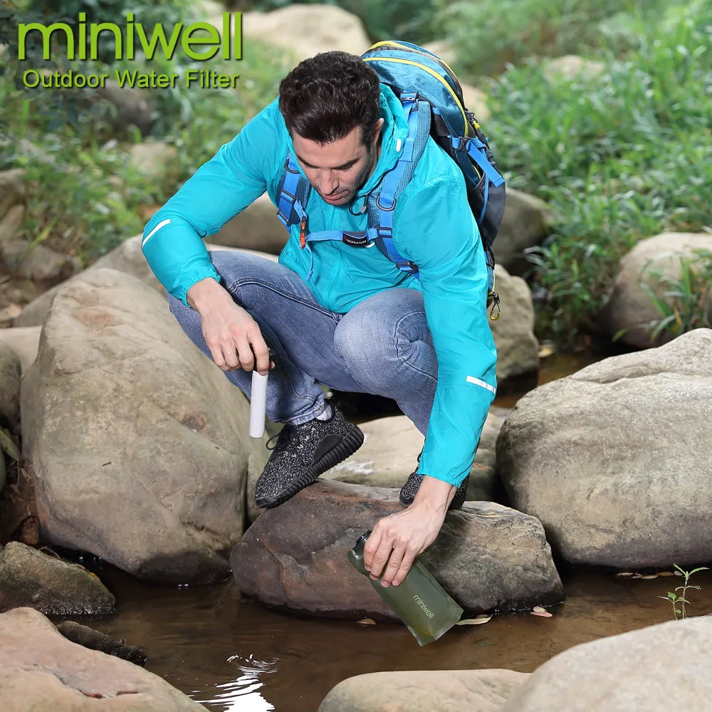 Camping water filtration system with foldable bottle
