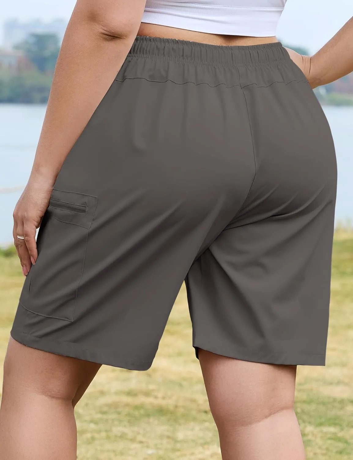 COOTRY Women's Plus Size 9'' Hiking Cargo Shorts Quick Dry Athletic Travel Golf Bermuda Shorts with Zipper Pockets