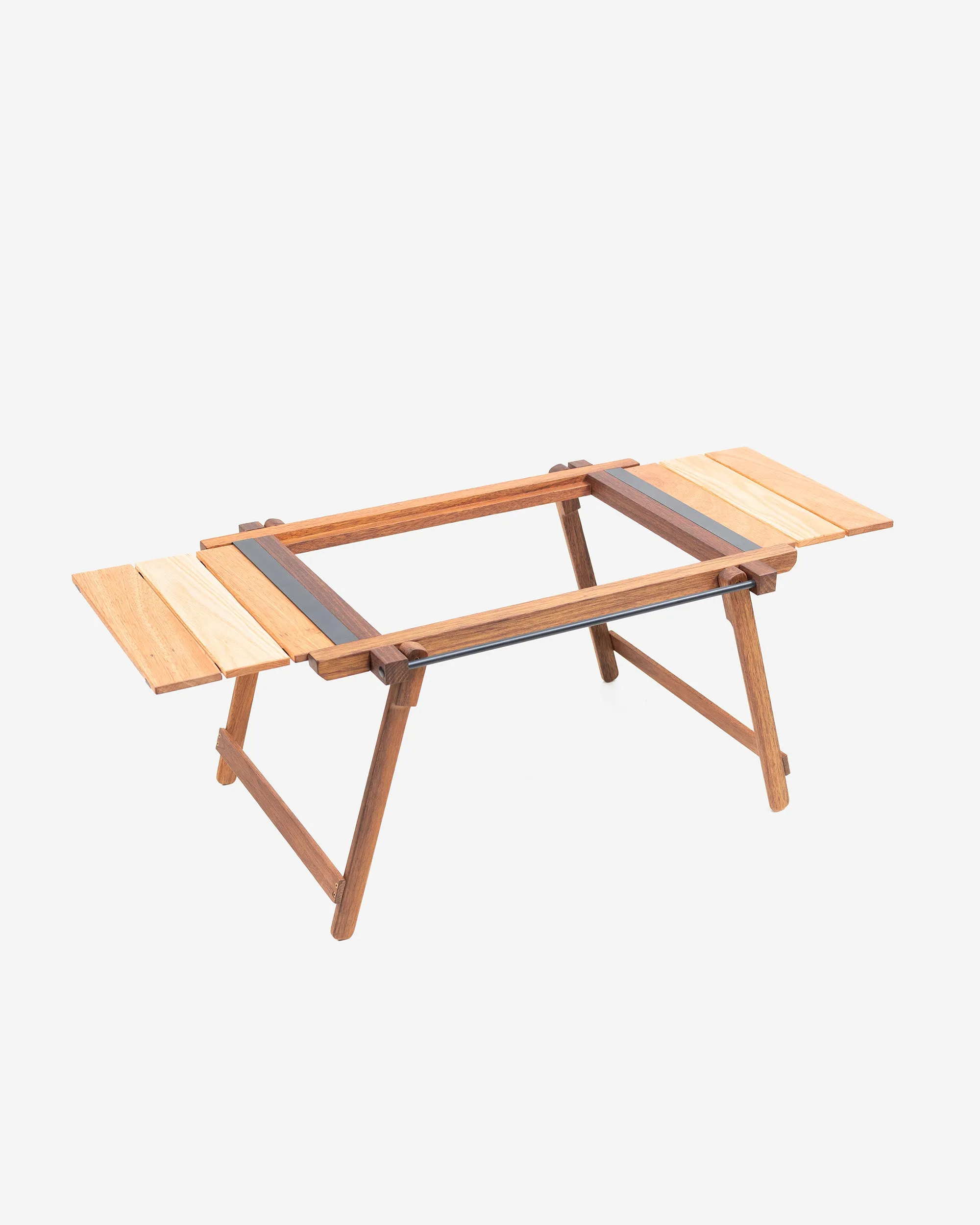 Expanding Hardwood 2U IGT Frame