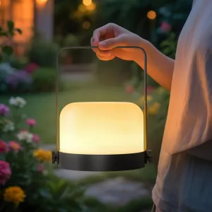 FUYO Outdoor Table Lamp, LED Nightstand Lantern, Portable Rechargeable Lamp, Rechargeable Li-Battery with USB, Remote Control – for Gardens, Patios, Camping & Bedrooms