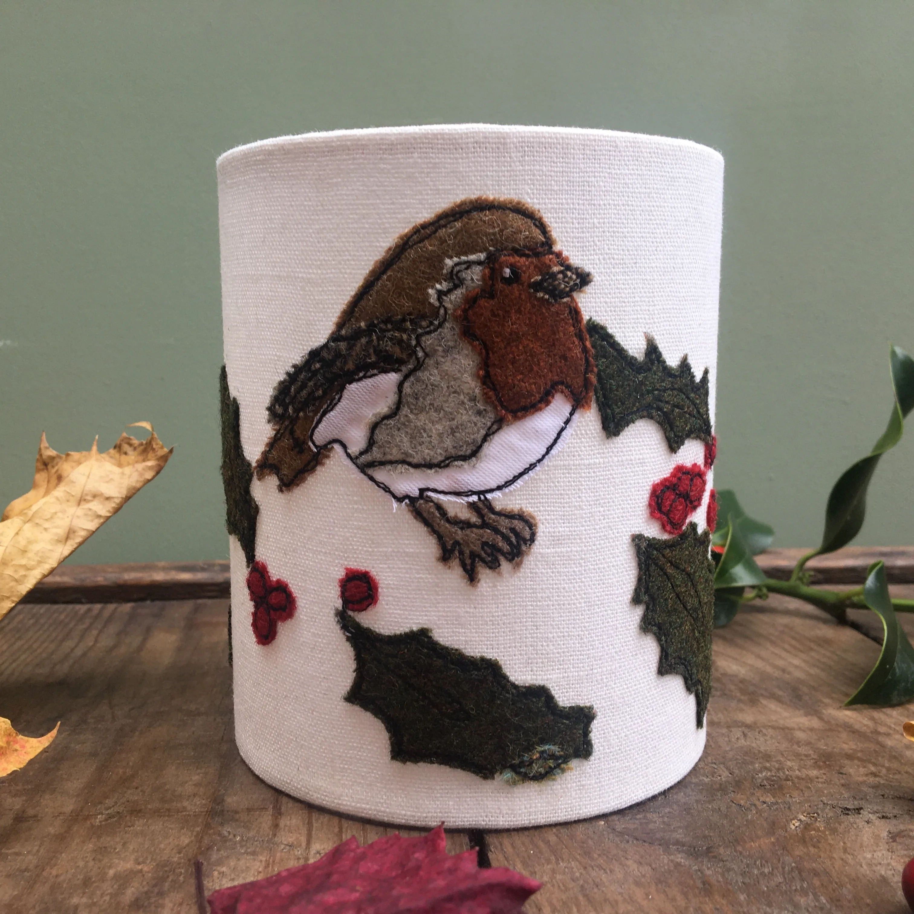 ROBIN Christmas lantern