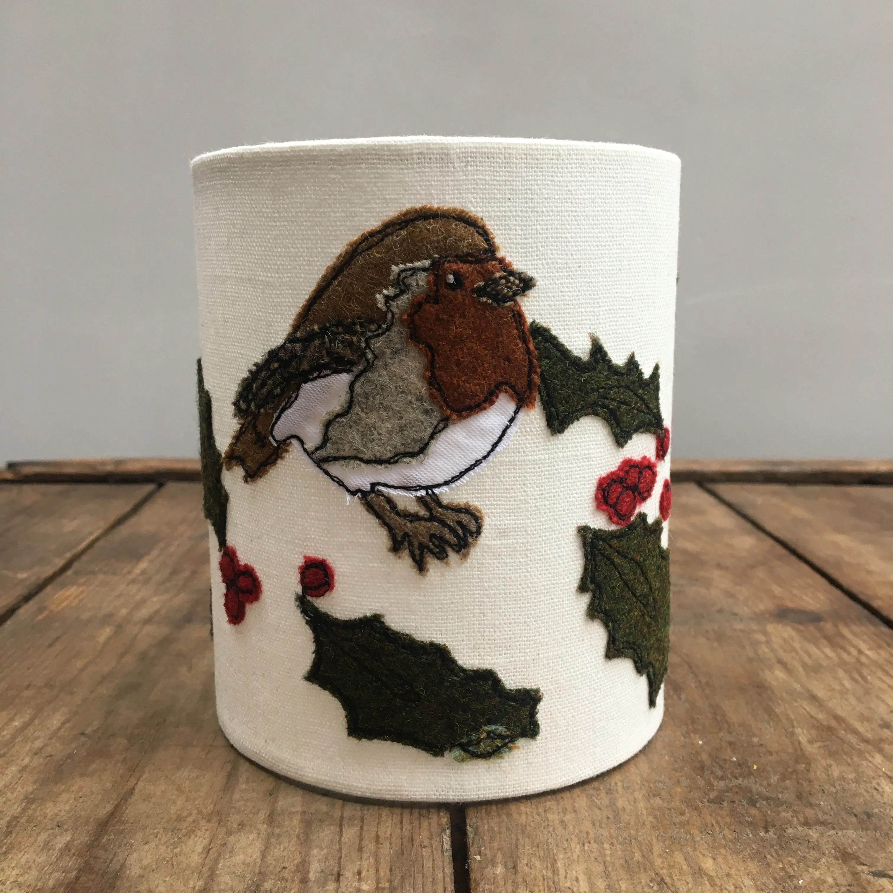 ROBIN Christmas lantern
