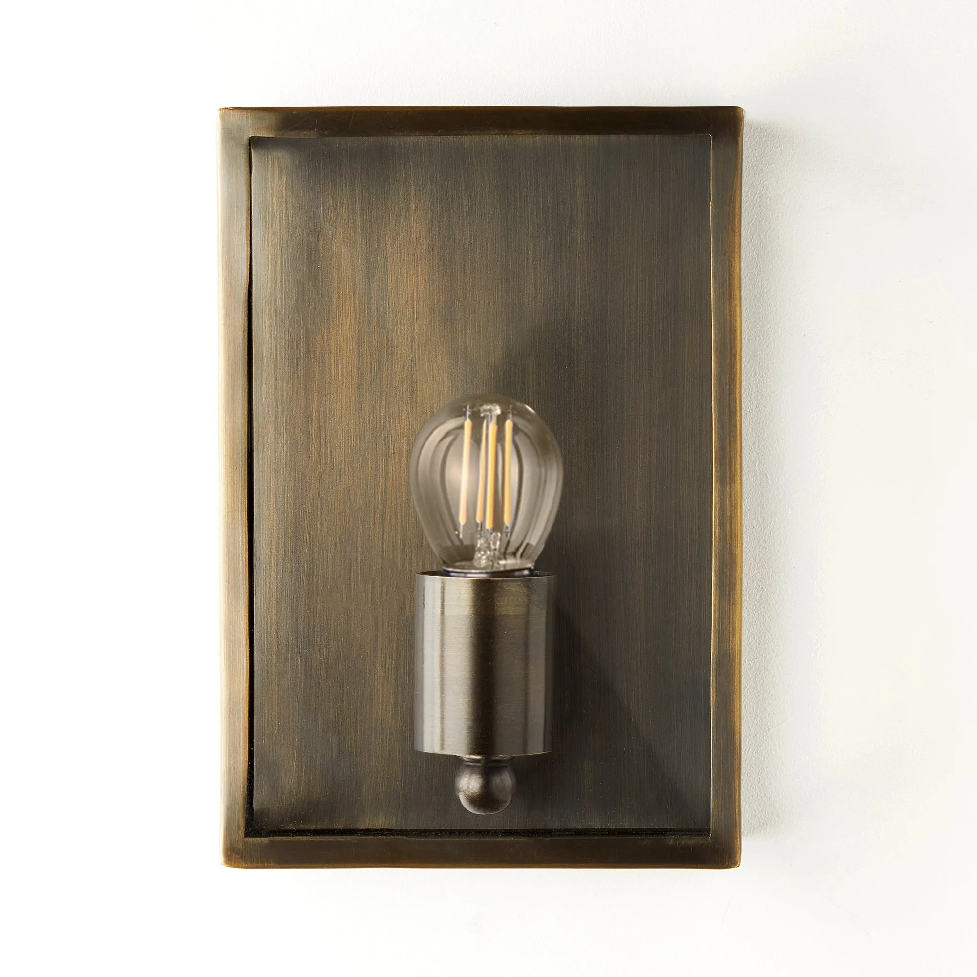 Smaller Orford wall sconce bronze