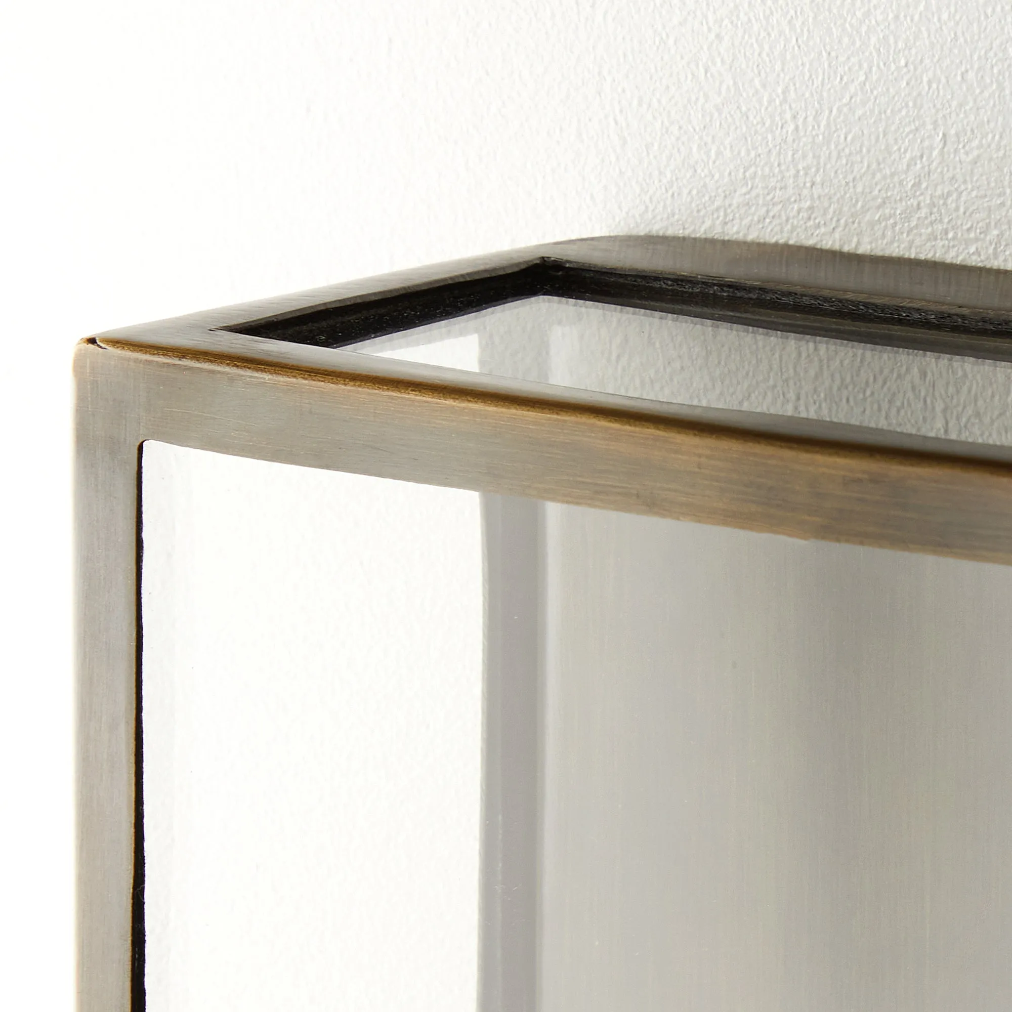 Smaller Orford wall sconce bronze
