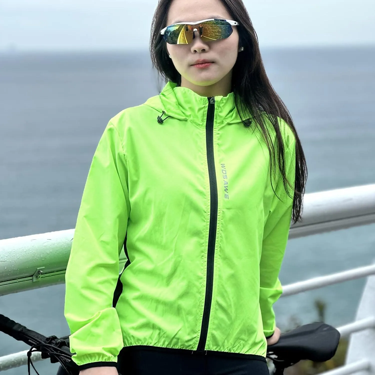 WOSAWE Women's Packable Cycling Jacket Water Resistance Running Hooded Windbreaker